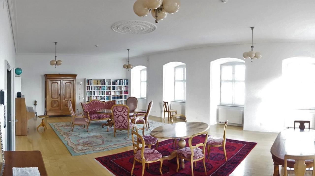 Klosterhotel Kreuz Mariastein Kültér fotó