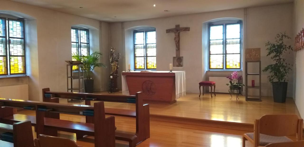 Klosterhotel Kreuz Mariastein Kültér fotó